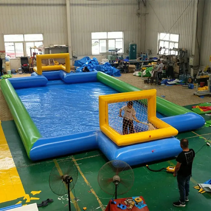 Factory directly sell 10 years inflatable soccer court inflatable